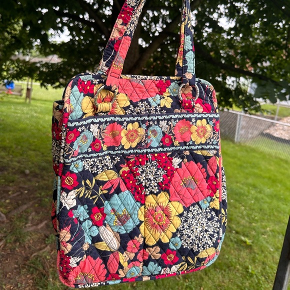 Vera Bradley Handbags - Vera Bradley Tote Bag